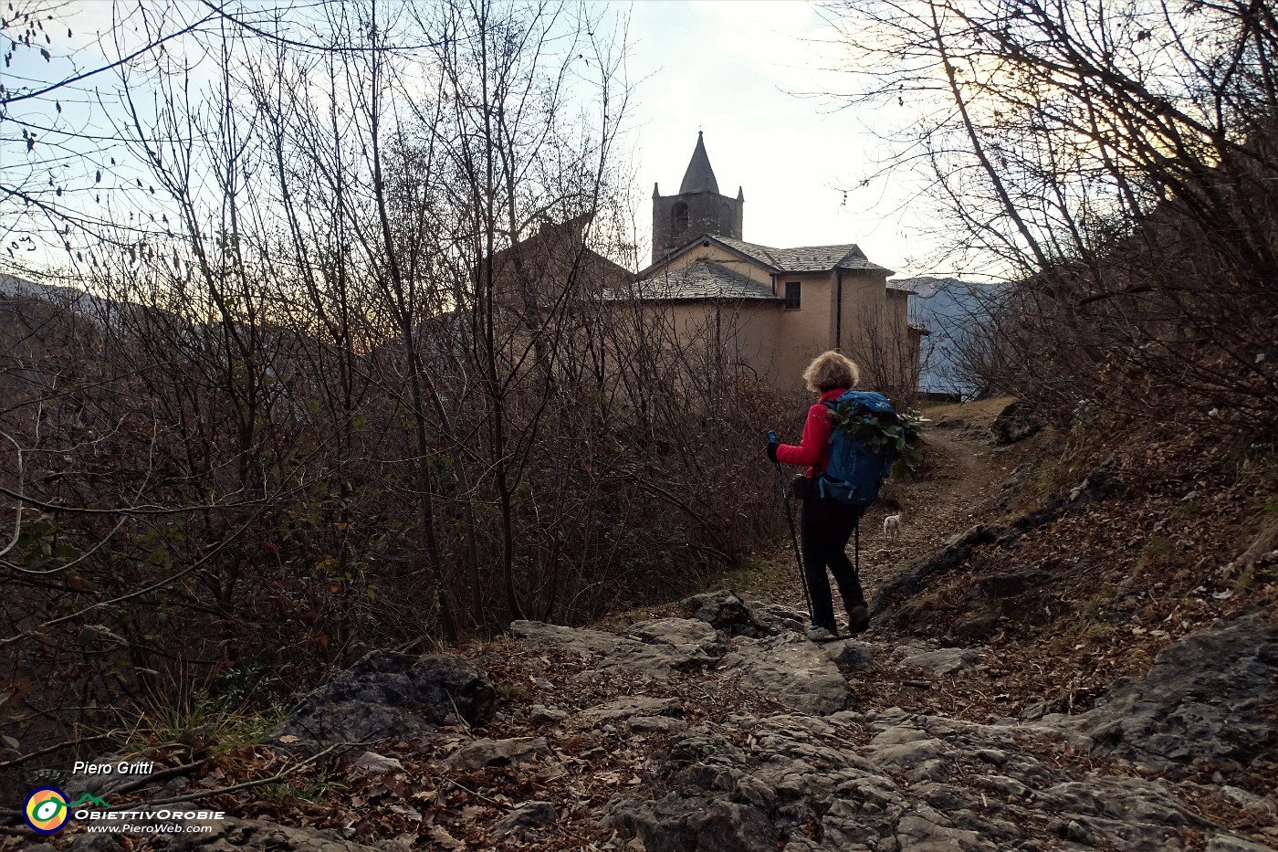 86 Al Santuario di Santa Maria sopra Olcio (661 m).JPG